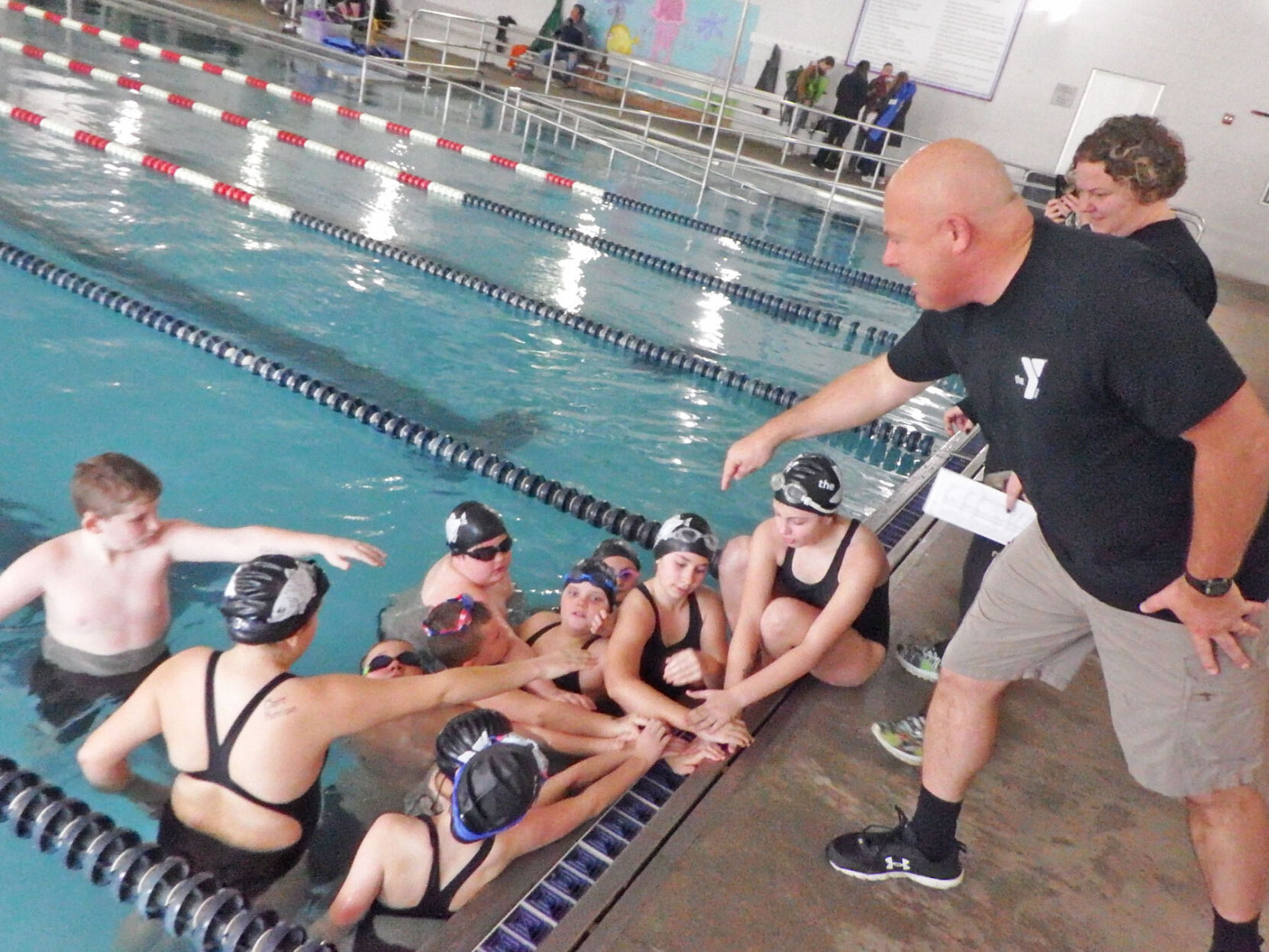 Y Swim Meet — group break